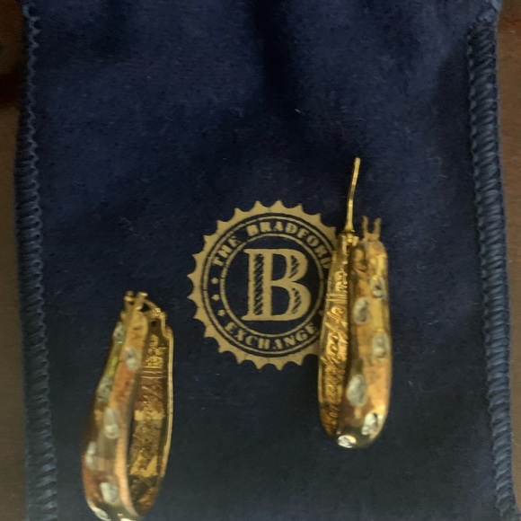 The Bradford Exchange Sterling Silver Diamond & Gold-plated Earrings! - Picture 1 of 3
